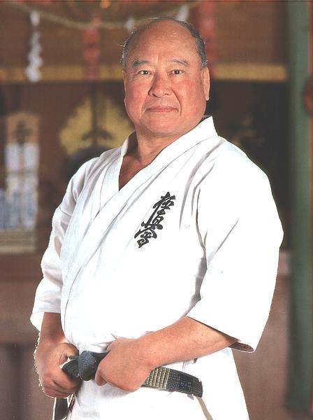 Officieel portret van Sosai Mas Oyama in karategi.